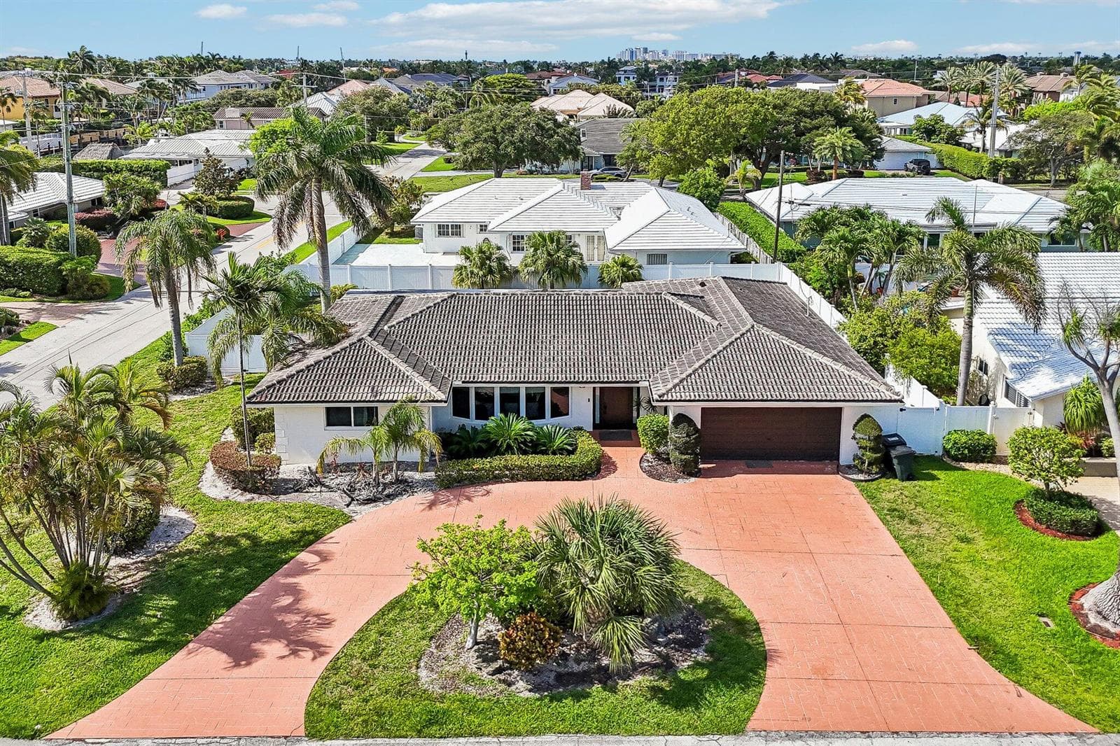 2940 NE 39th Court, Lighthouse Point, FL 33064 photo 2