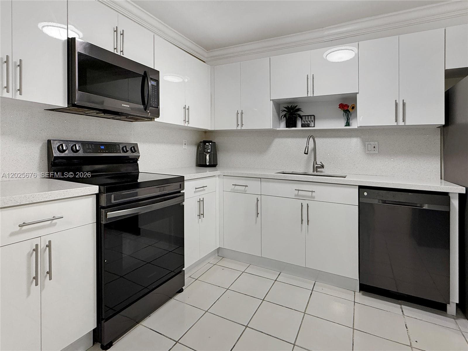 9735 NW 52nd St # 209, Doral, FL 33178 photo 3