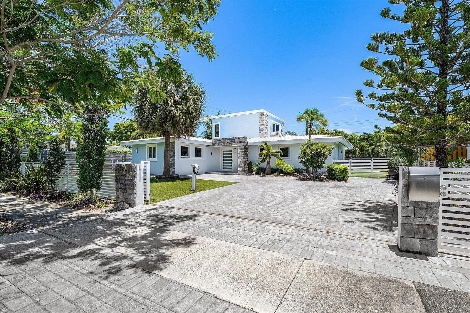 5920 NE 21st Road, Fort Lauderdale, FL 33308 photo 2