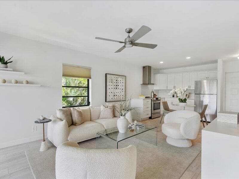 551 Greensward Lane # 204-d, Delray Beach, FL 33445 photo 3