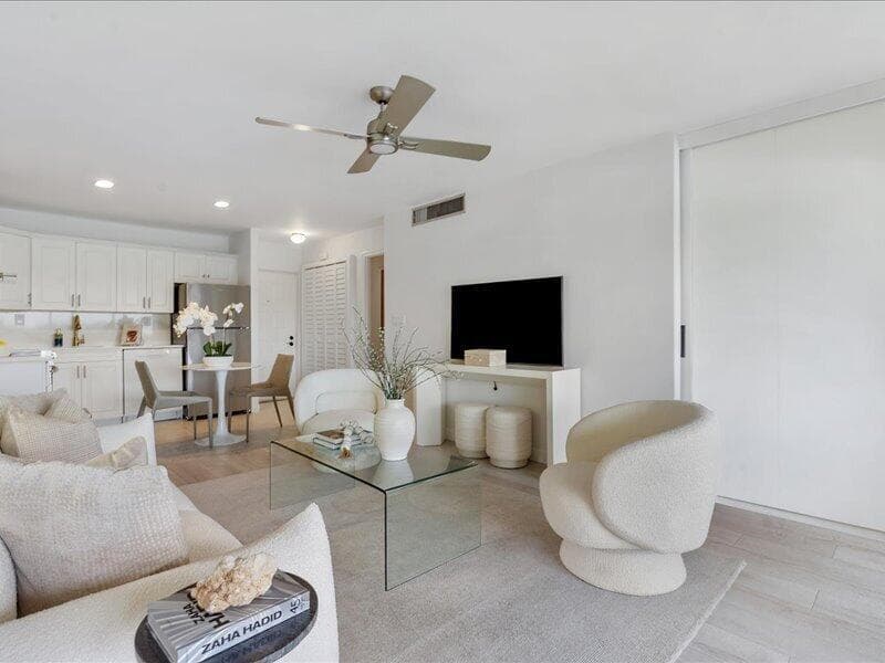 551 Greensward Lane # 204-d, Delray Beach, FL 33445 photo 5