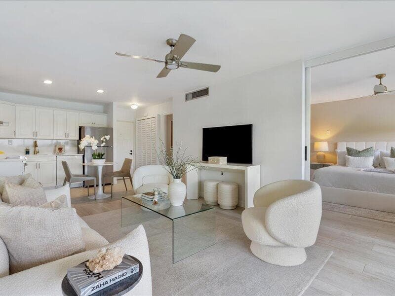 551 Greensward Lane # 204-d, Delray Beach, FL 33445 photo 4