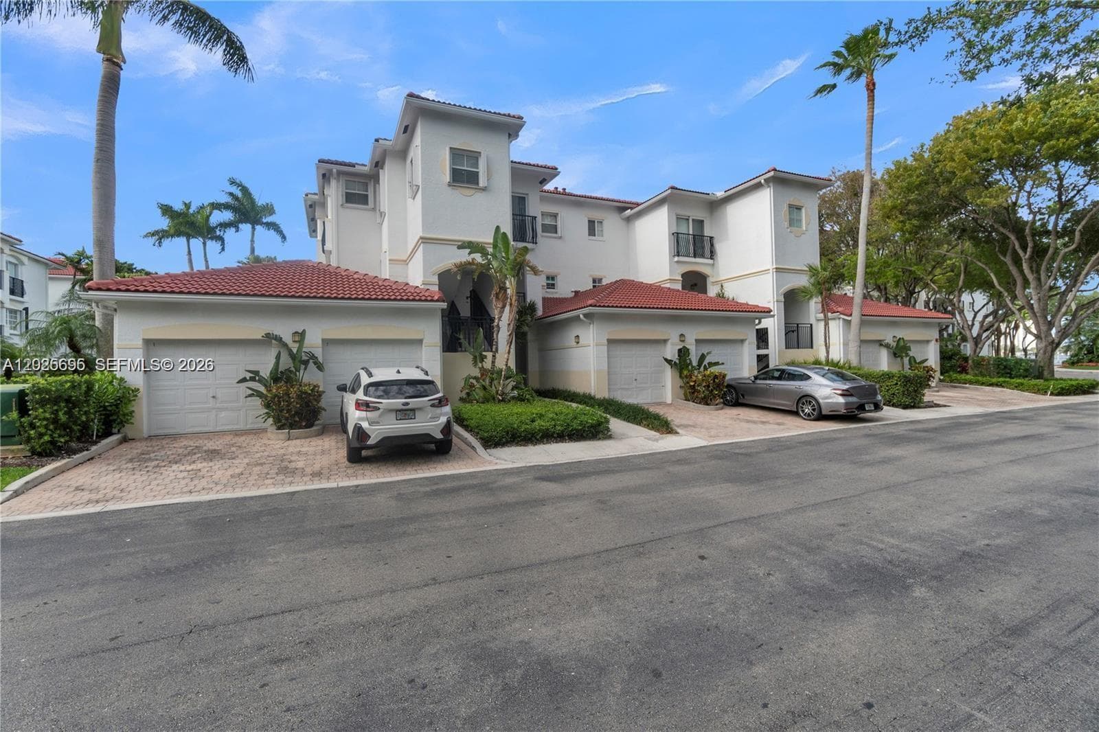 3235 NE 184th St # 11103, Aventura, FL 33160 photo 4
