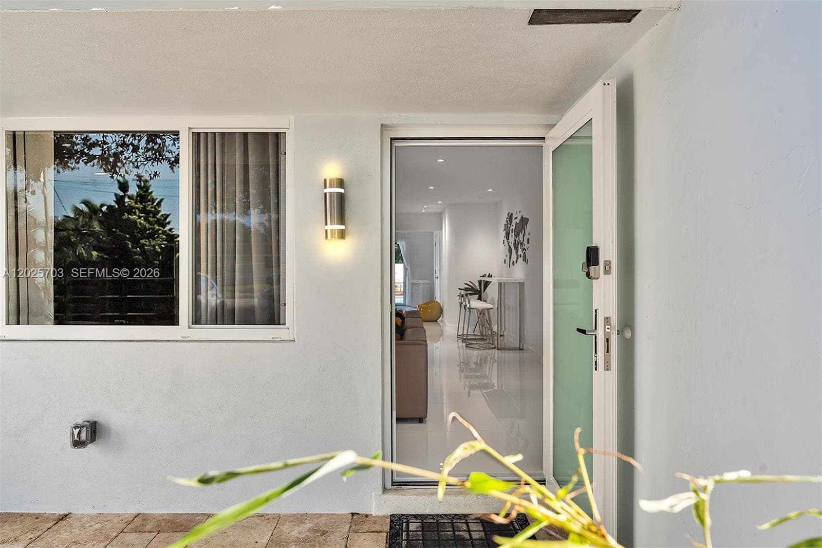 5005 Johnson St, Hollywood, FL 33021 photo 2