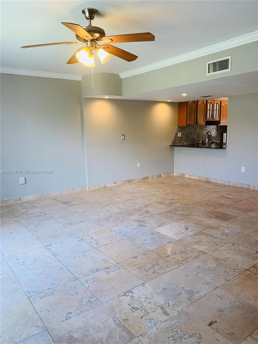 1651 NE 115th St # 21C, Miami, FL 33181 photo 4
