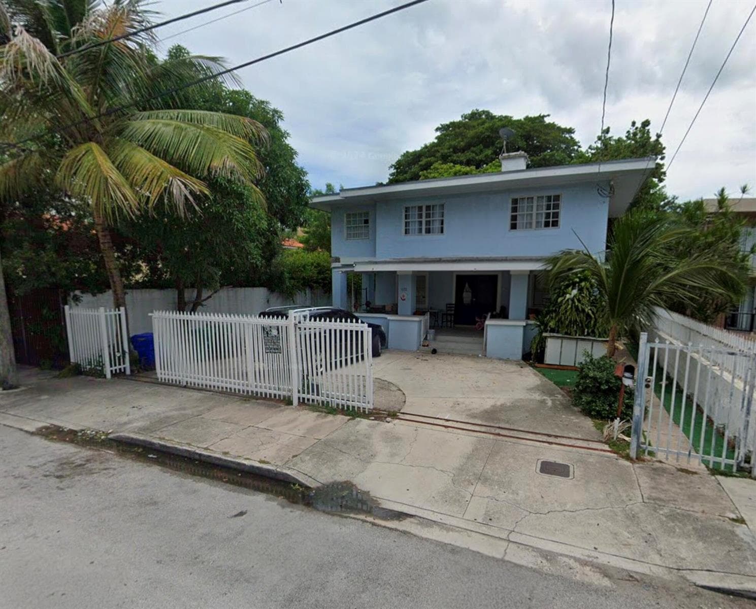 652 NW 1st Street, Miami, FL 33128 photo 2