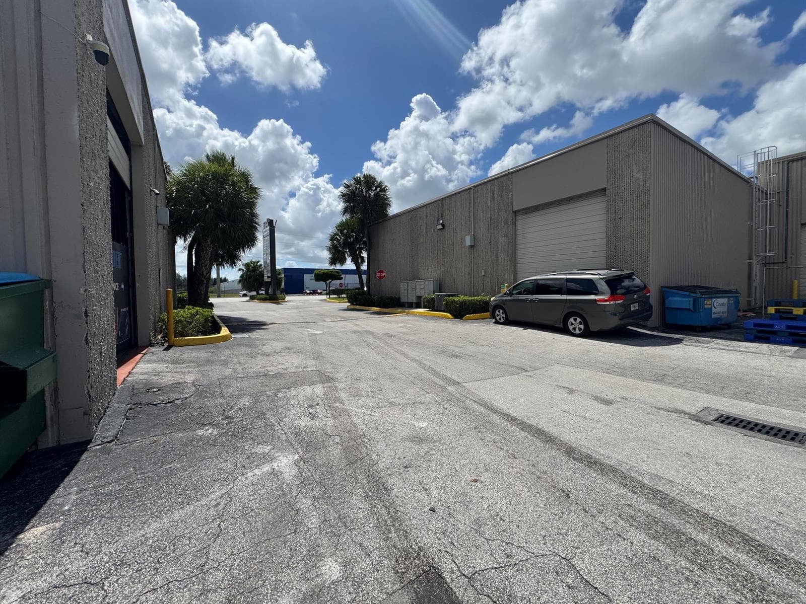 2710 NW 72nd Avenue, Miami, FL 33122 photo 4