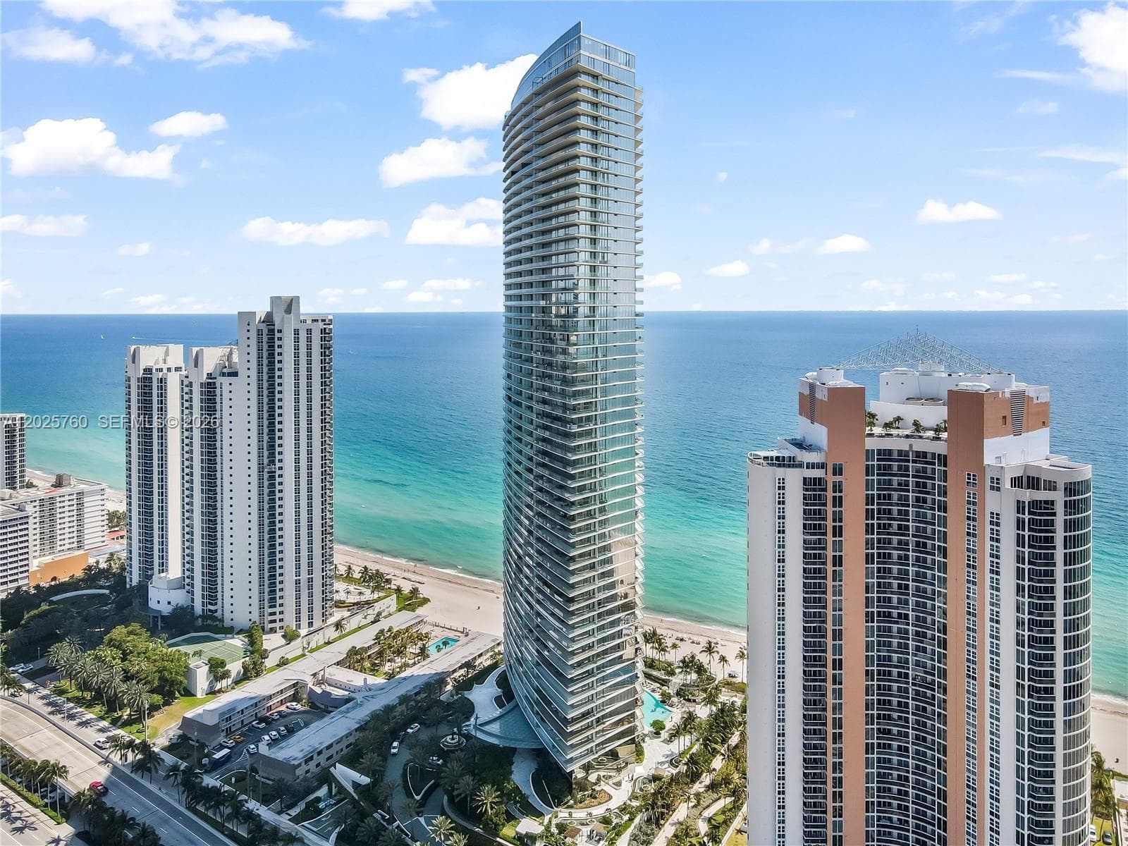 18975 Collins Ave # 3504, Sunny Isles Beach, FL 33160 photo 2