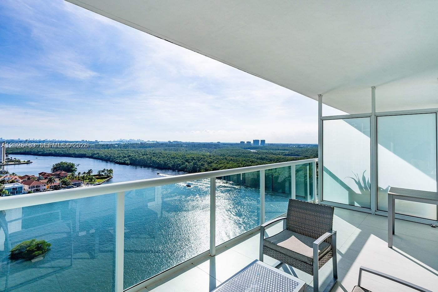 400 Sunny Isles Blvd # 1804, Sunny Isles Beach, FL 33160 photo 4