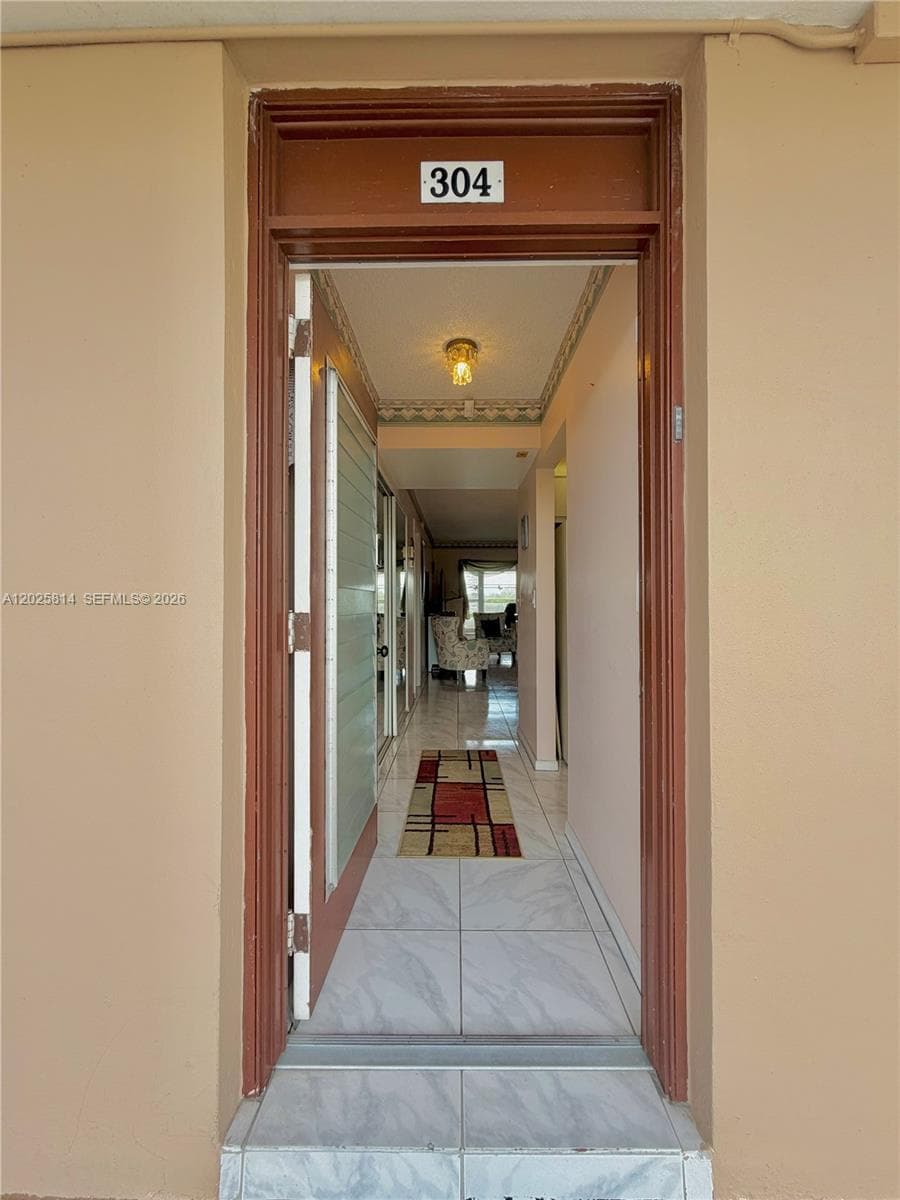 2901 NW 46th Ave # 304, Lauderdale Lakes, FL 33313 photo 3