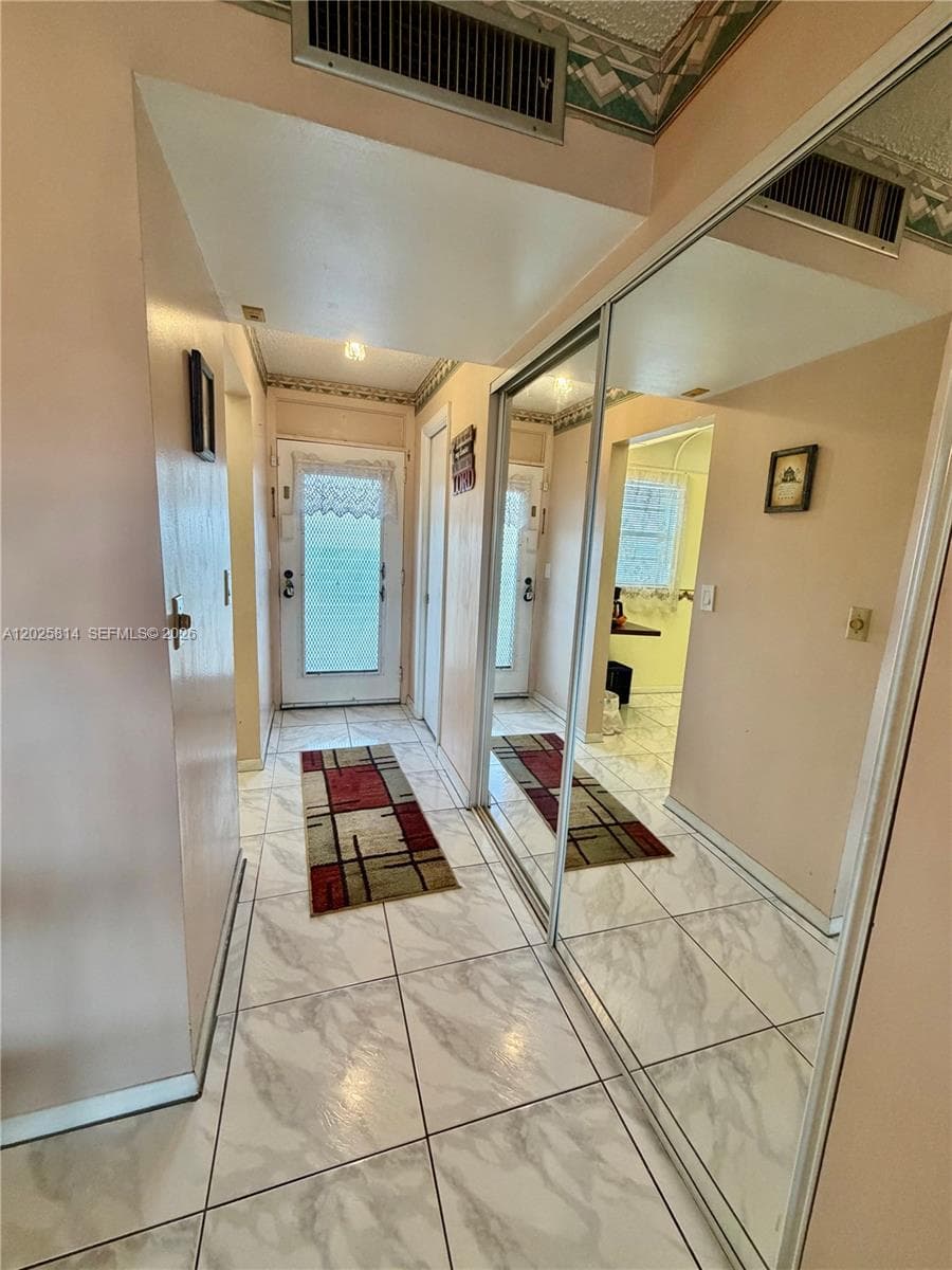 2901 NW 46th Ave # 304, Lauderdale Lakes, FL 33313 photo 4