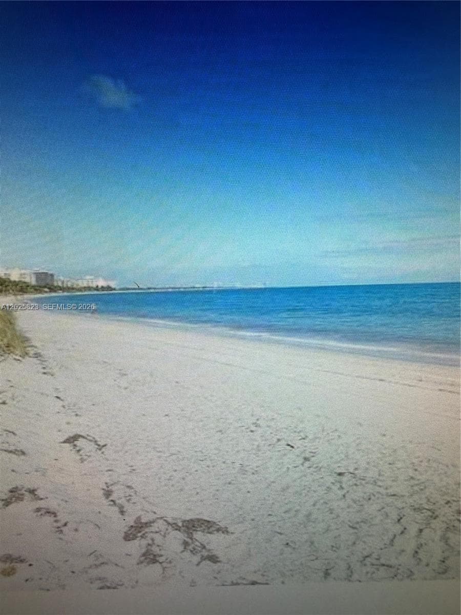 1111 Crandon Blvd # B506, Key Biscayne, FL 33149 photo 2
