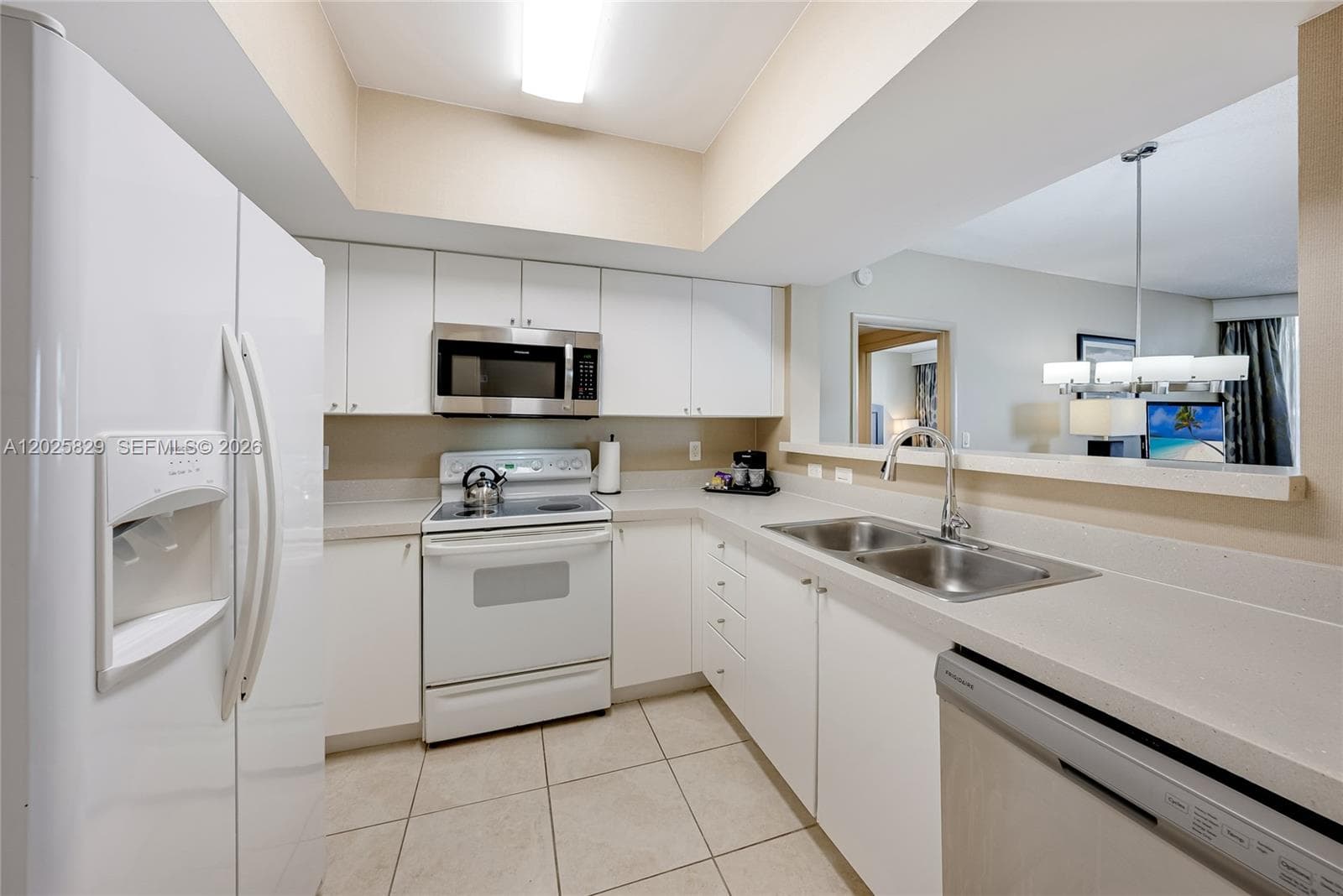 17375 Collins Ave # 2403, Sunny Isles Beach, FL 33160 photo 5