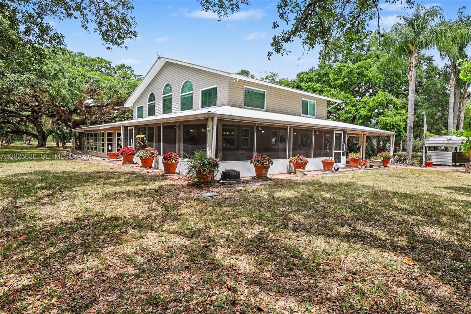 3079 Frontier Cir, Other City - In The State Of Florida, FL 33935 photo 3