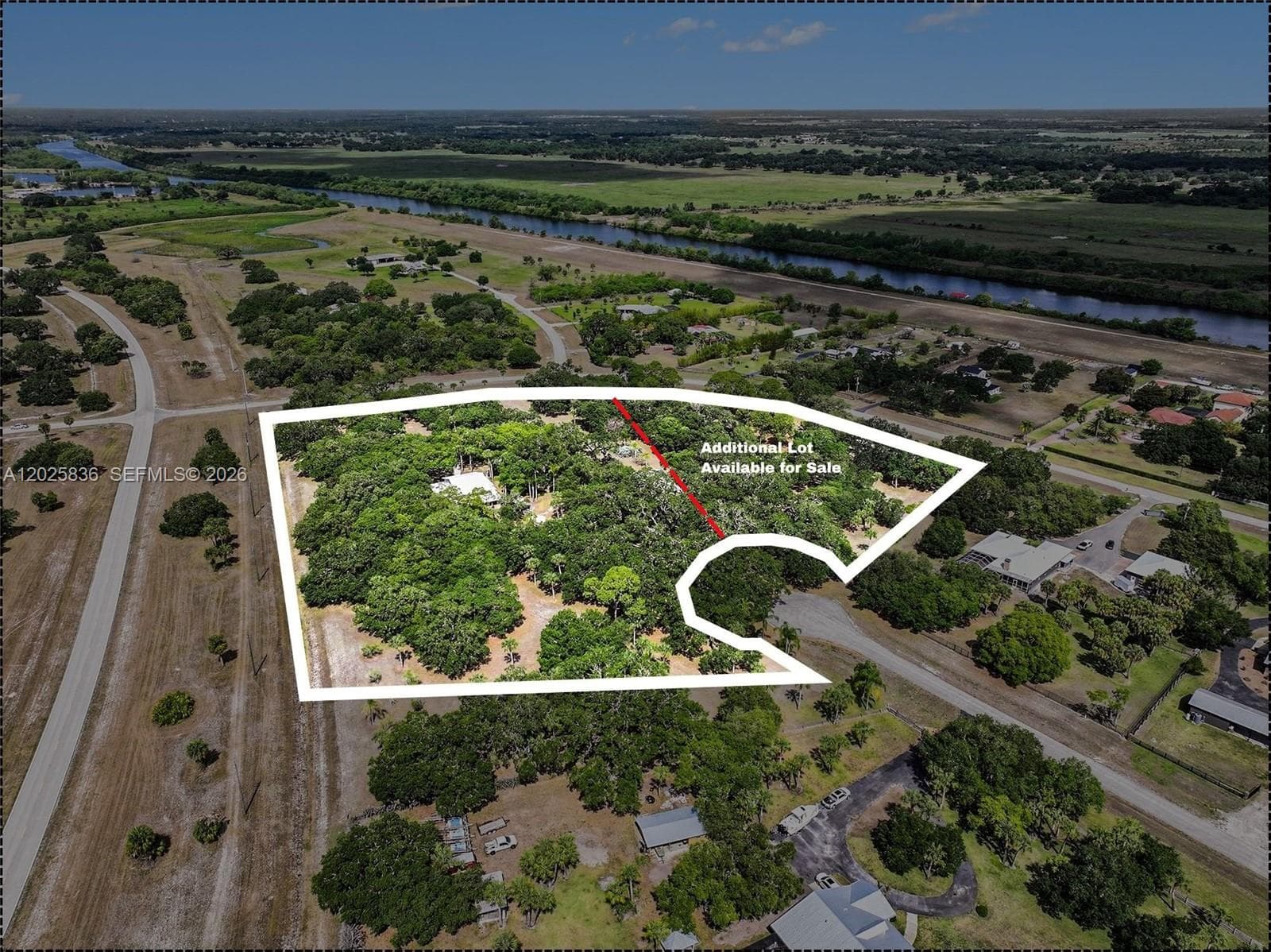 3079 Frontier Cir, Other City - In The State Of Florida, FL 33935 photo 4