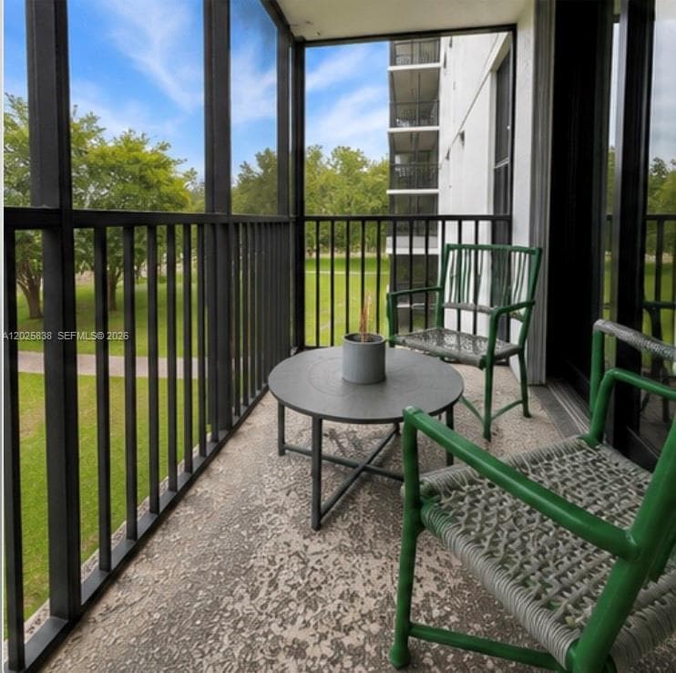 3401 N Country Club Dr # 307, Aventura, FL 33180 photo 2