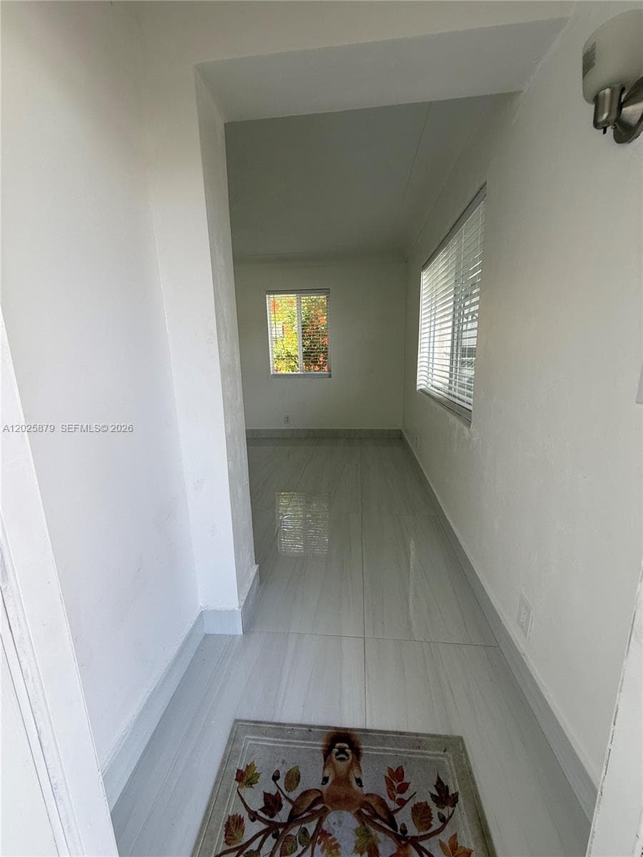 1816 NW 25th Ter # 1, Fort Lauderdale, FL 33311 photo 4
