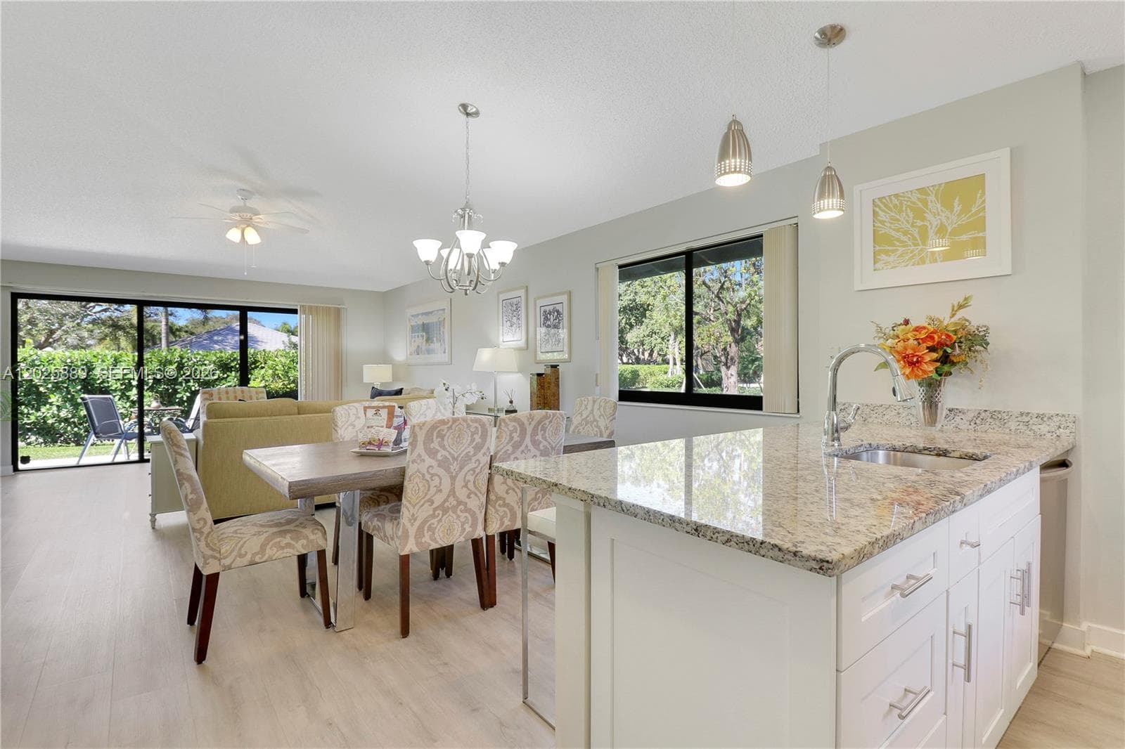105 Club Dr # 105, Palm Beach Gardens, FL 33418 photo 2