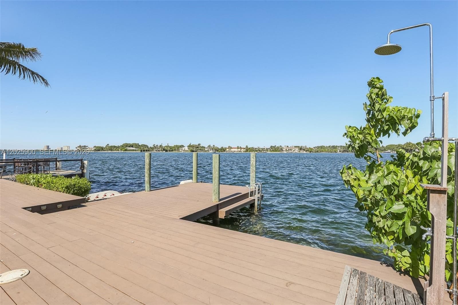 1231 Stillwater Dr, Miami Beach, FL 33141 photo 4