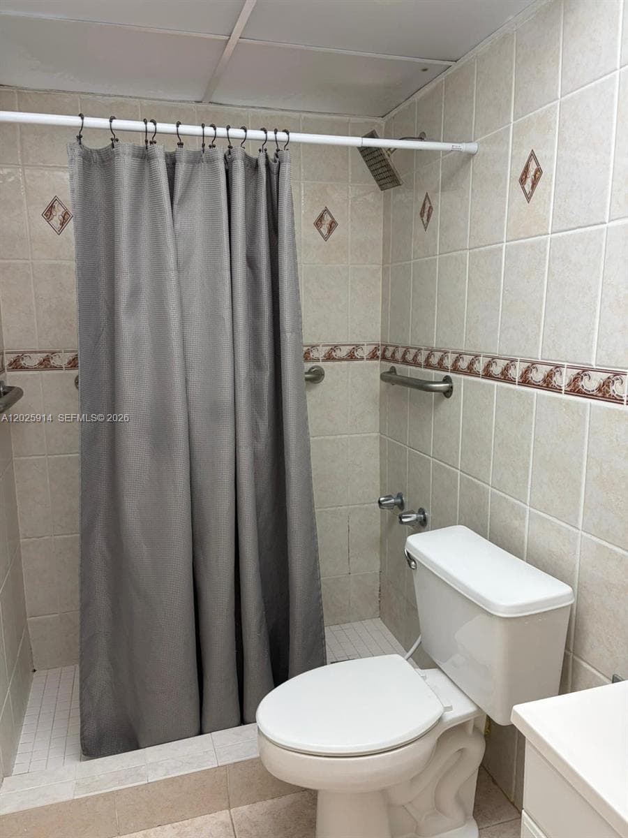 6820 W Flagler St # 212, Miami, FL 33144 photo 5