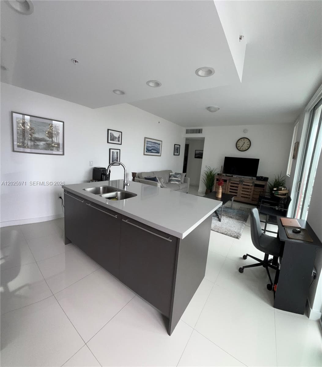 7875 NW 107th Ave # 504, Doral, FL 33178 photo 5