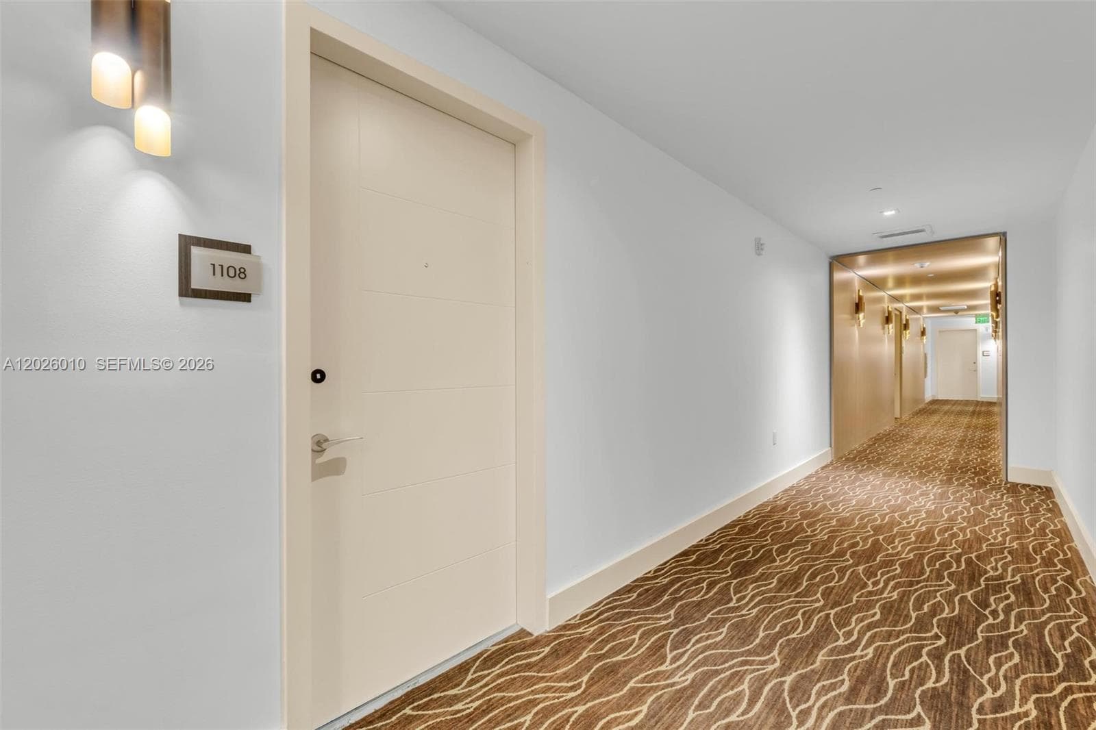2960 NE 207th St # 1108, Aventura, FL 33180 photo 2