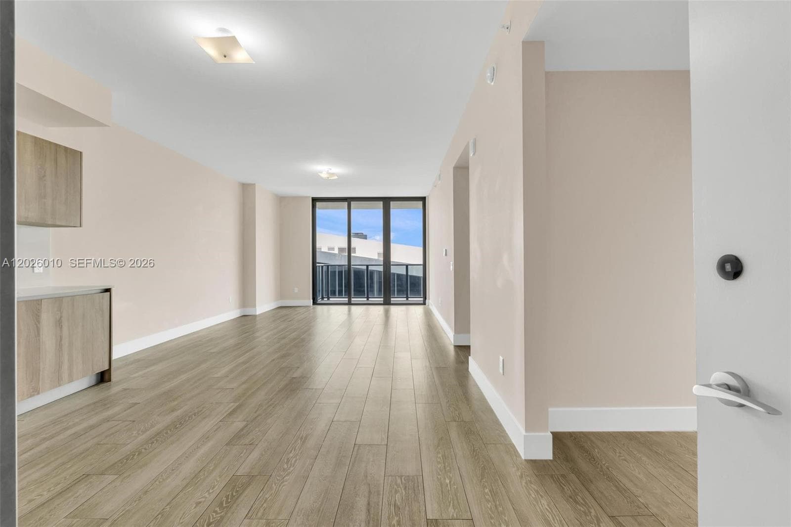 2960 NE 207th St # 1108, Aventura, FL 33180 photo 3