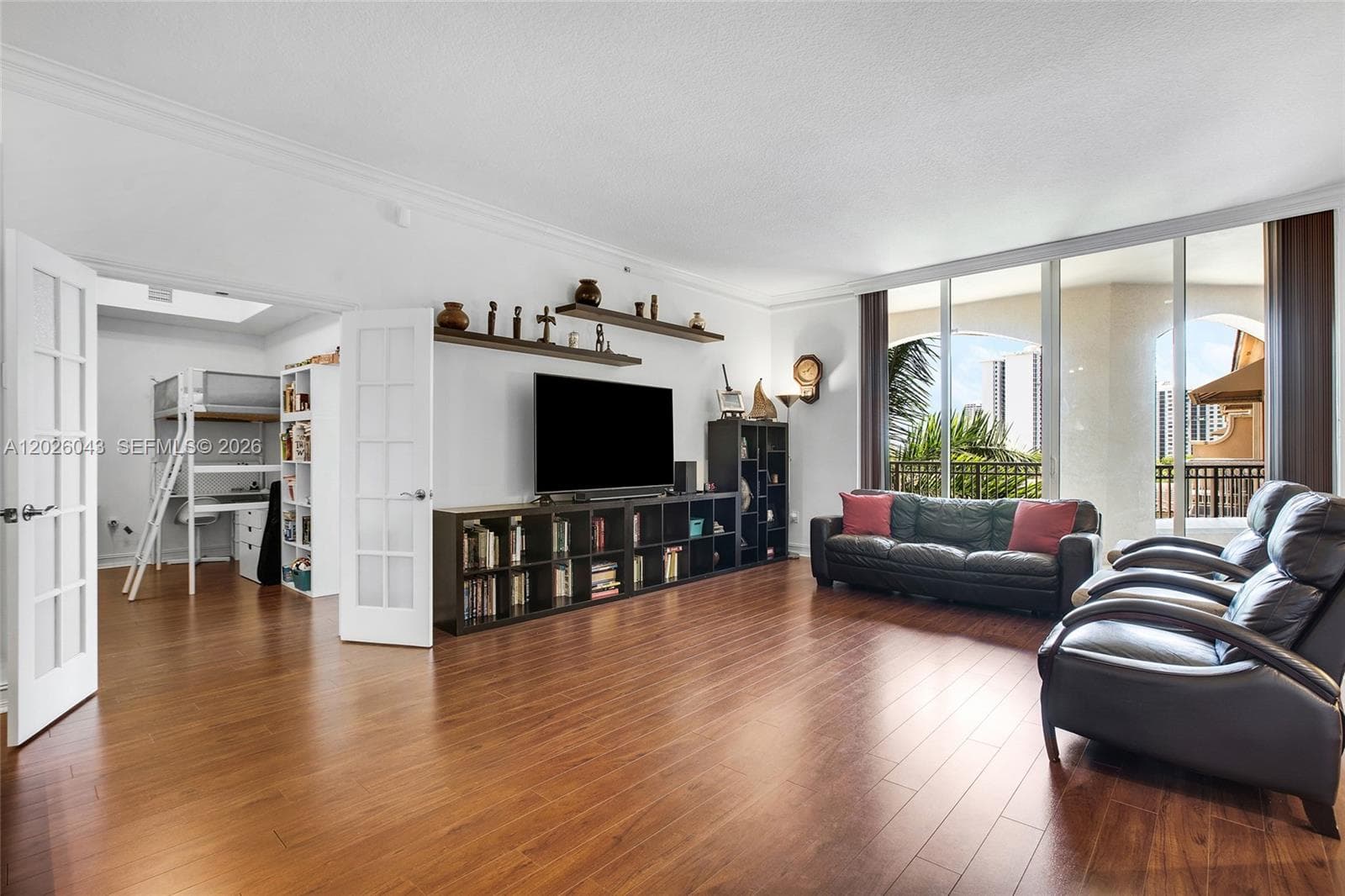 3001 NE 185th St # 610, Aventura, FL 33180 photo 3