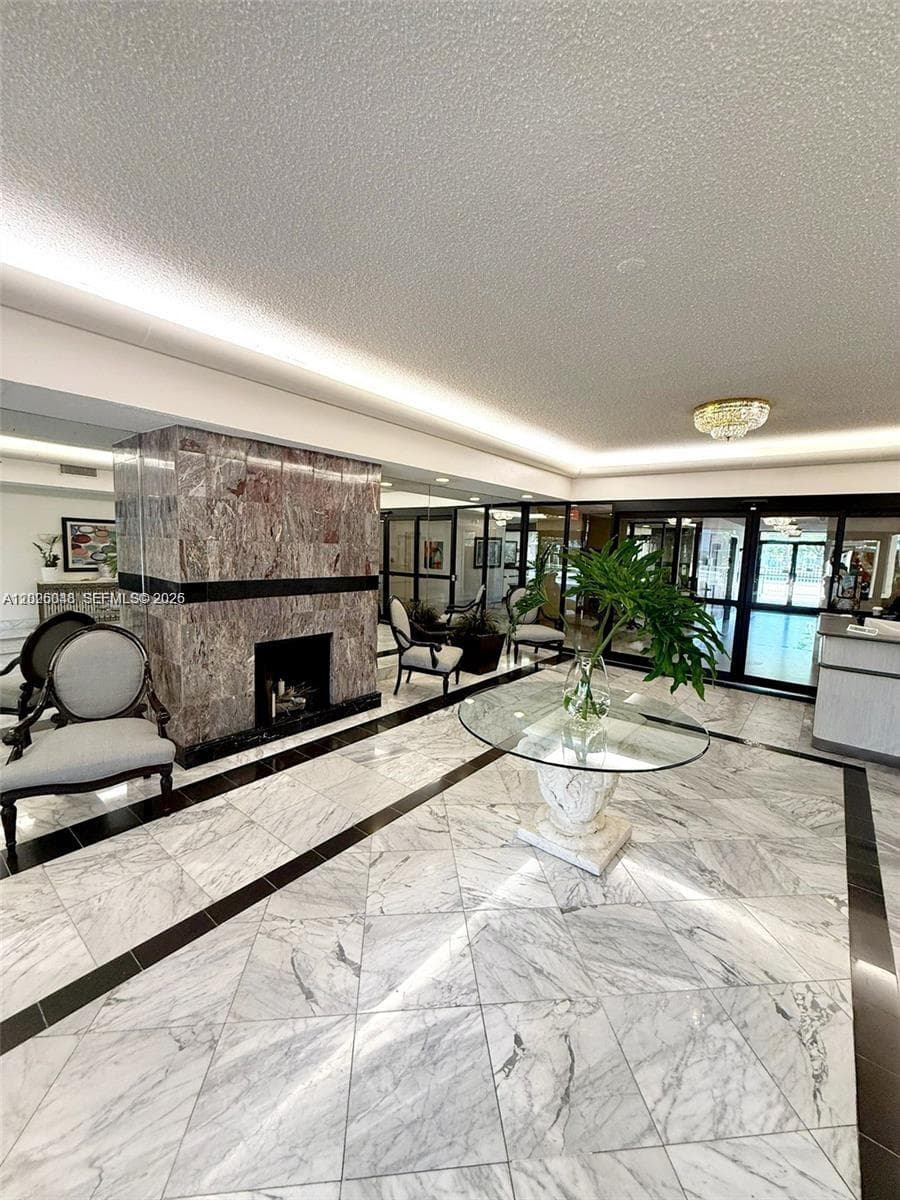 800 NE 195th St # 720, Miami, FL 33179 photo 4