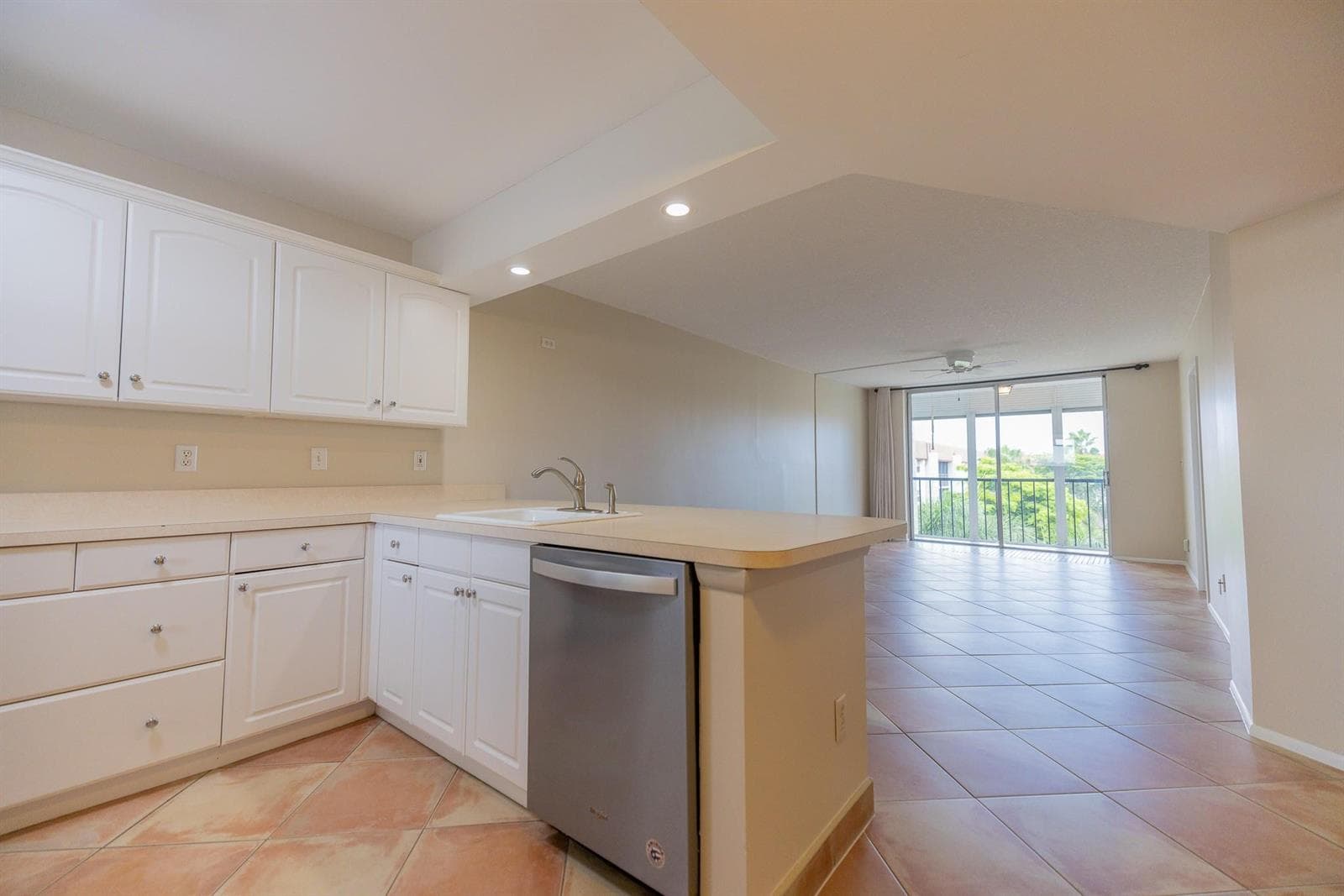 5300 NE 24th Terrace # 534c, Fort Lauderdale, FL 33308 photo 4