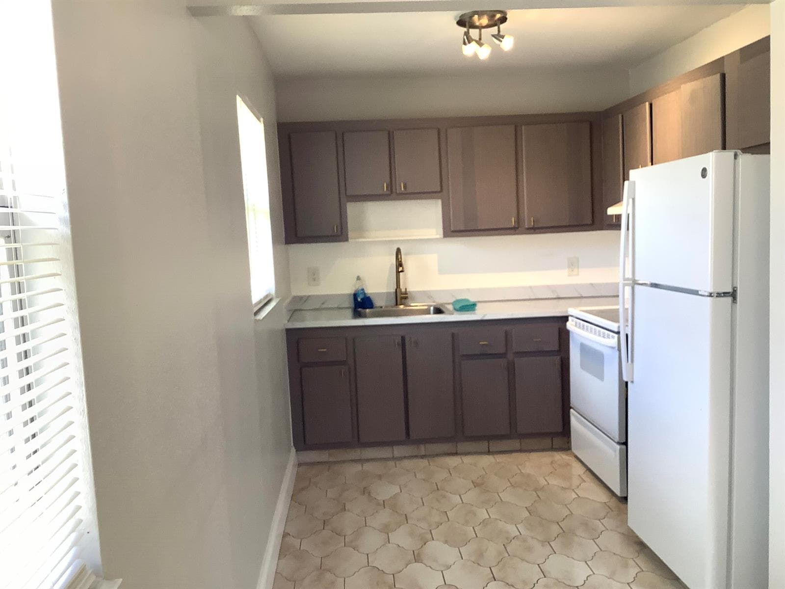 189 Saxony # 189, Delray Beach, FL 33446 photo 5