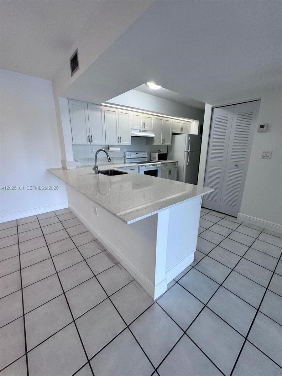 8600 SW 212th St # 308, Cutler Bay, FL 33189 photo 2