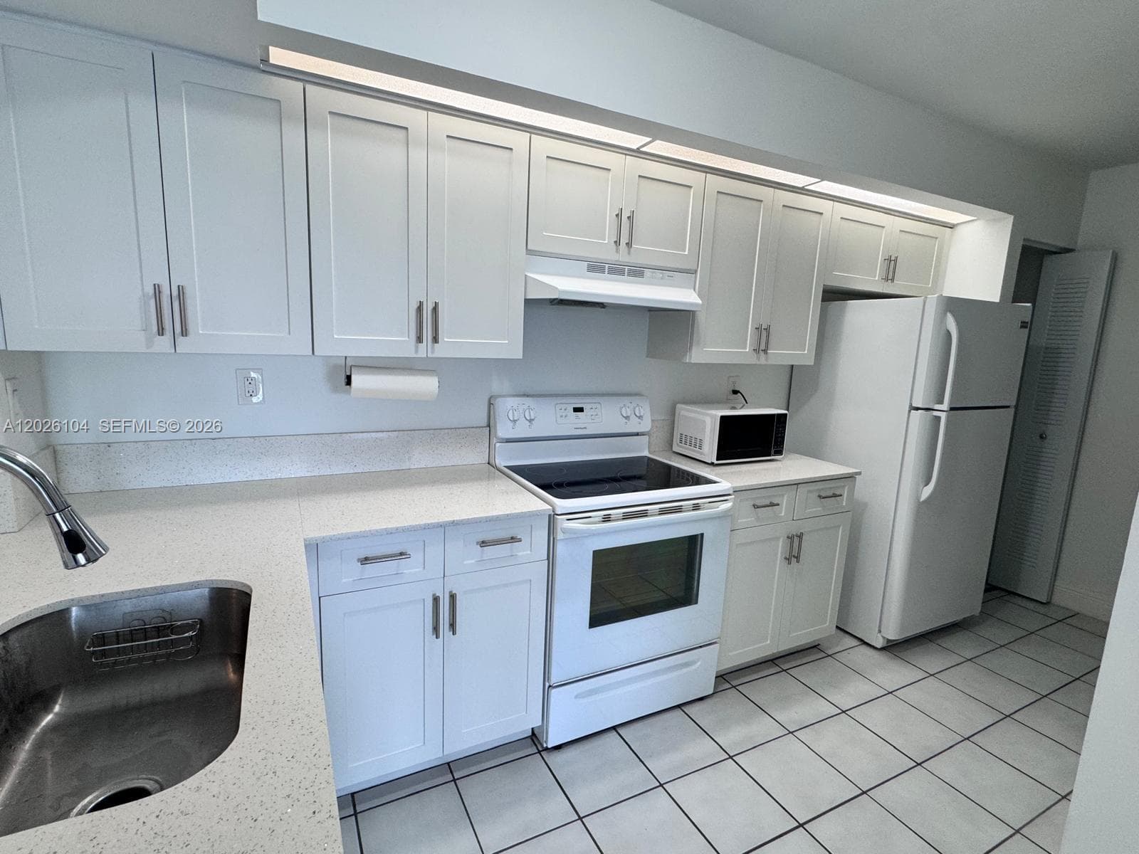 8600 SW 212th St # 308, Cutler Bay, FL 33189 photo 4
