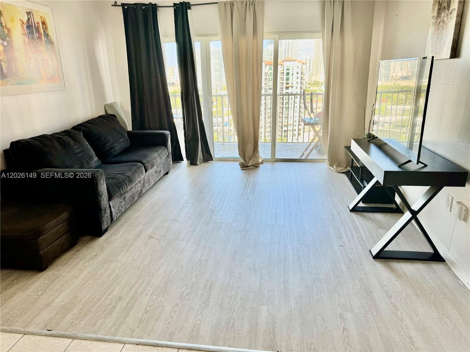 300 Bayview Dr # 1903, Sunny Isles Beach, FL 33160 photo 5