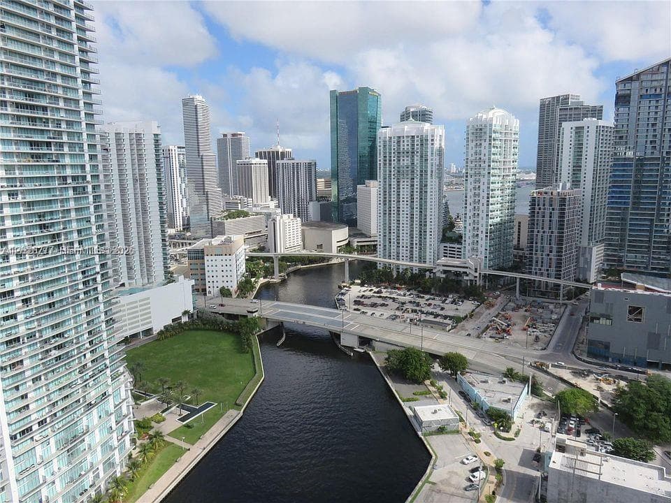 690 SW 1st Ct # 1908, Miami, FL 33130 photo 5