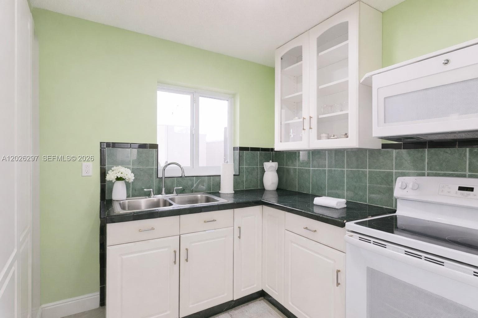 601 SW 116th ct, Sweetwater, FL 33174 photo 4