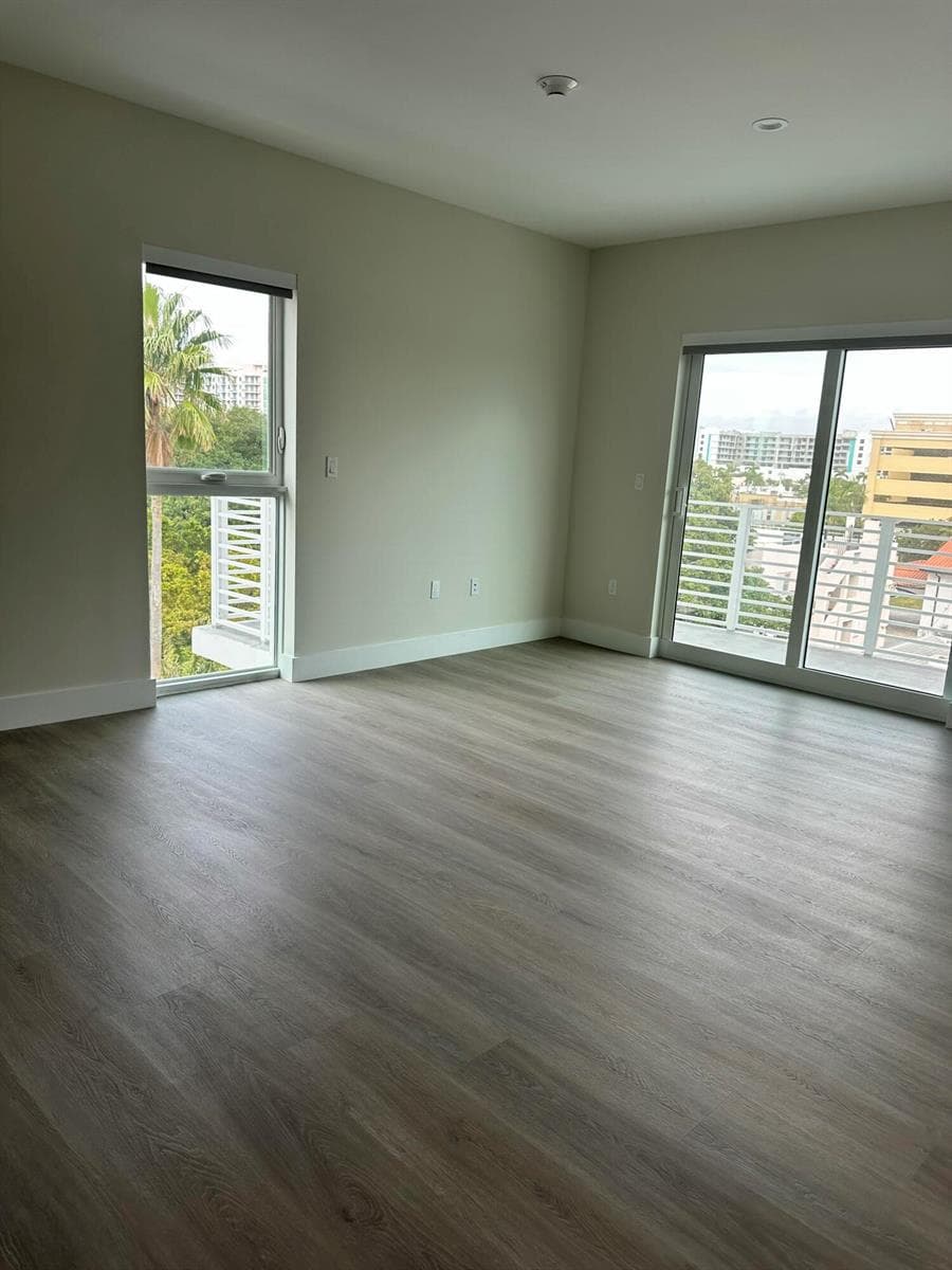 1938 Jackson Street # 402, Hollywood, FL 33020 photo 4