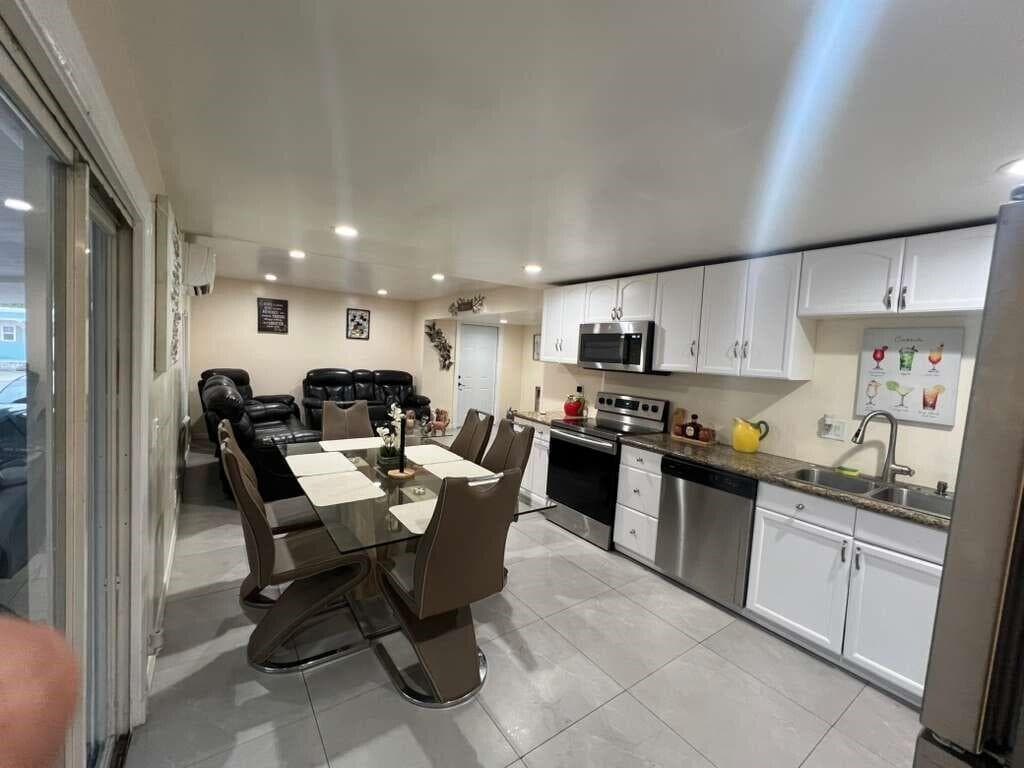 1495 Michelle Drive N # 41, West Palm Beach, FL 33409 photo 5