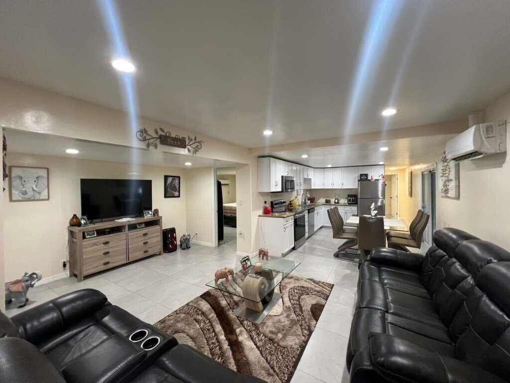 1495 Michelle Drive N # 41, West Palm Beach, FL 33409 photo 4