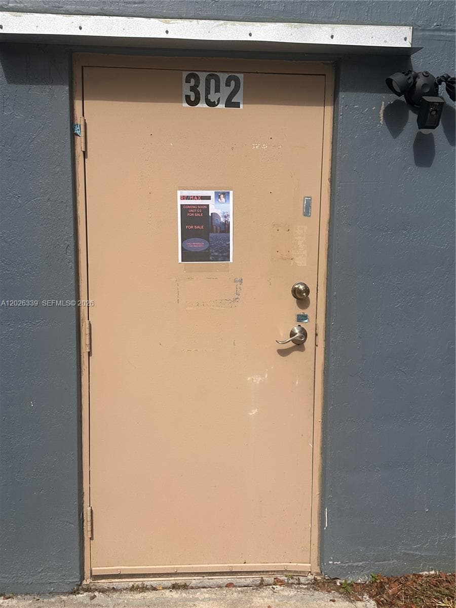 20200 NW 2nd Ave # C2, Miami Gardens, FL 33169 photo 2