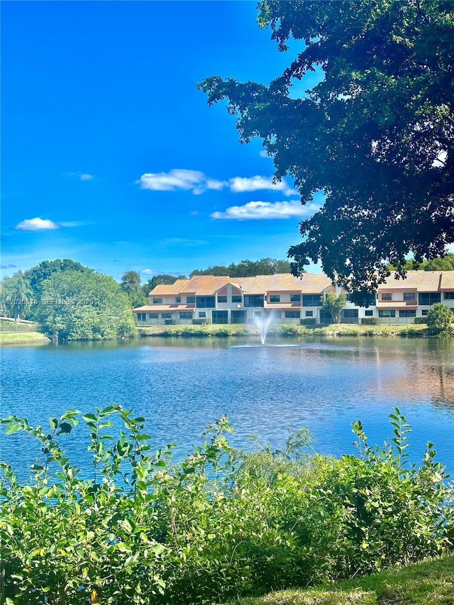 3176 Arbor Ln # 2506, Hollywood, FL 33021 photo 4