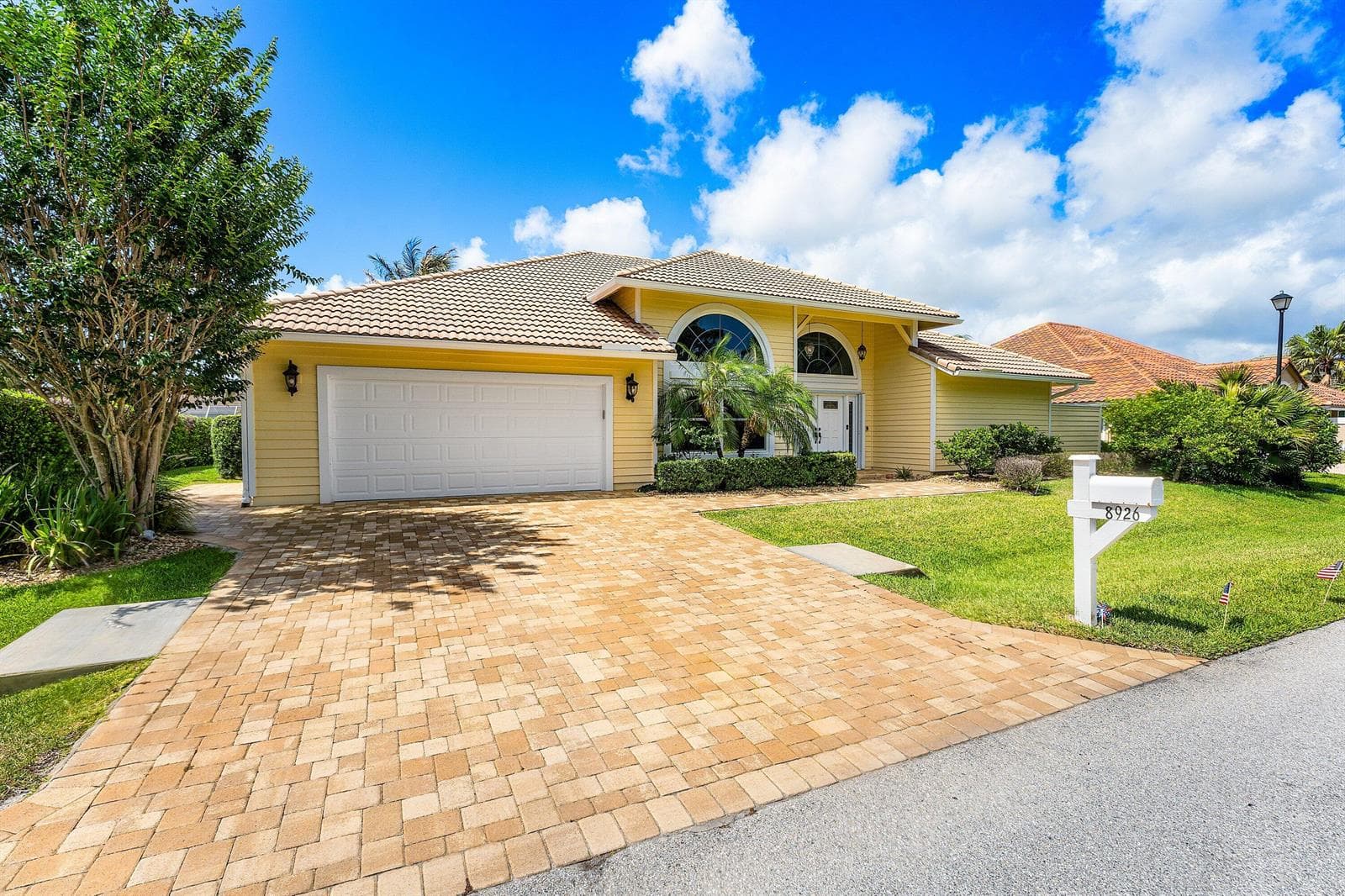 8926 SE North Passage Way, Jupiter, FL 33469 photo 2