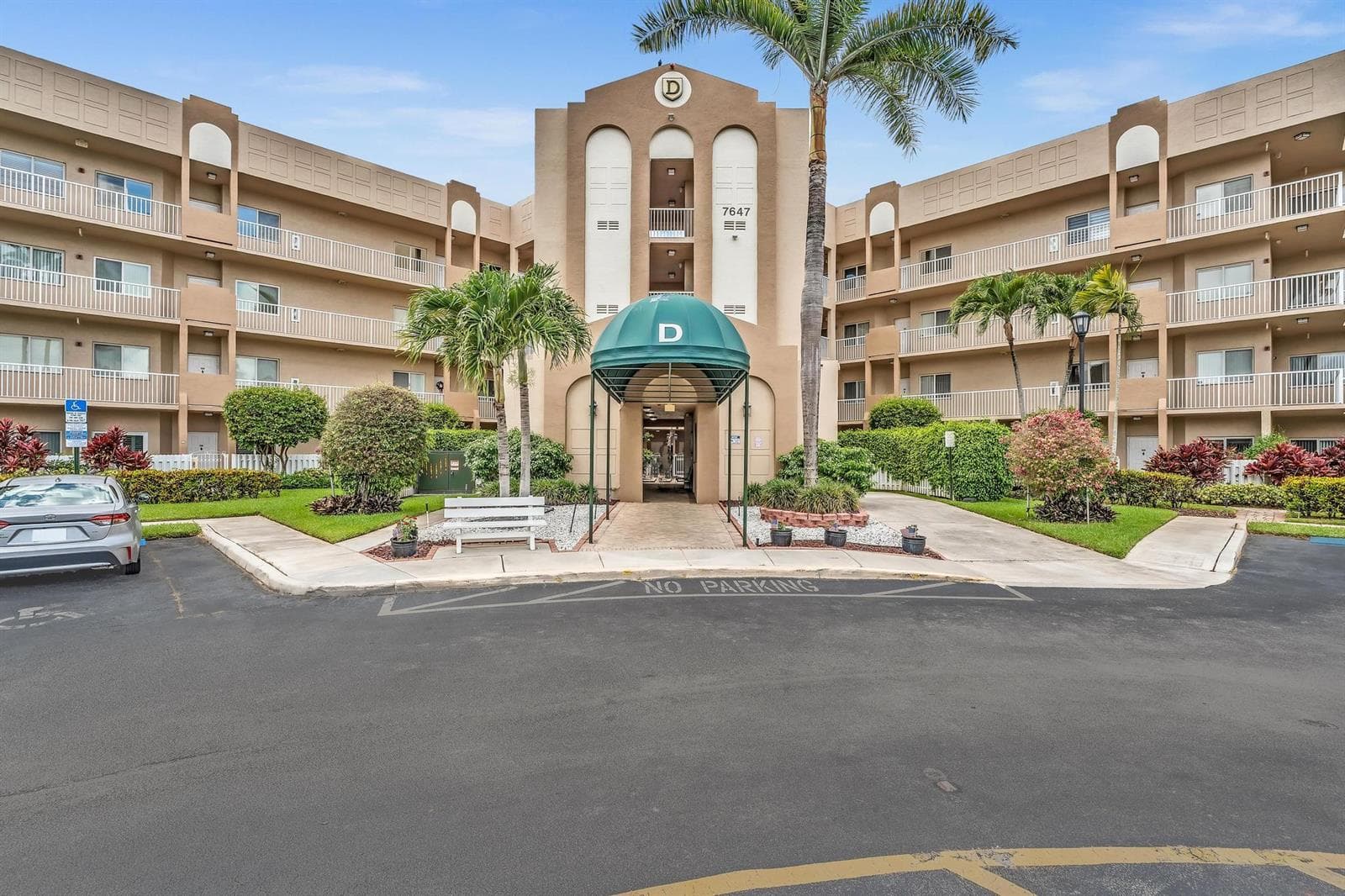 7647 Southampton Terrace # 308, Tamarac, FL 33321 photo 2