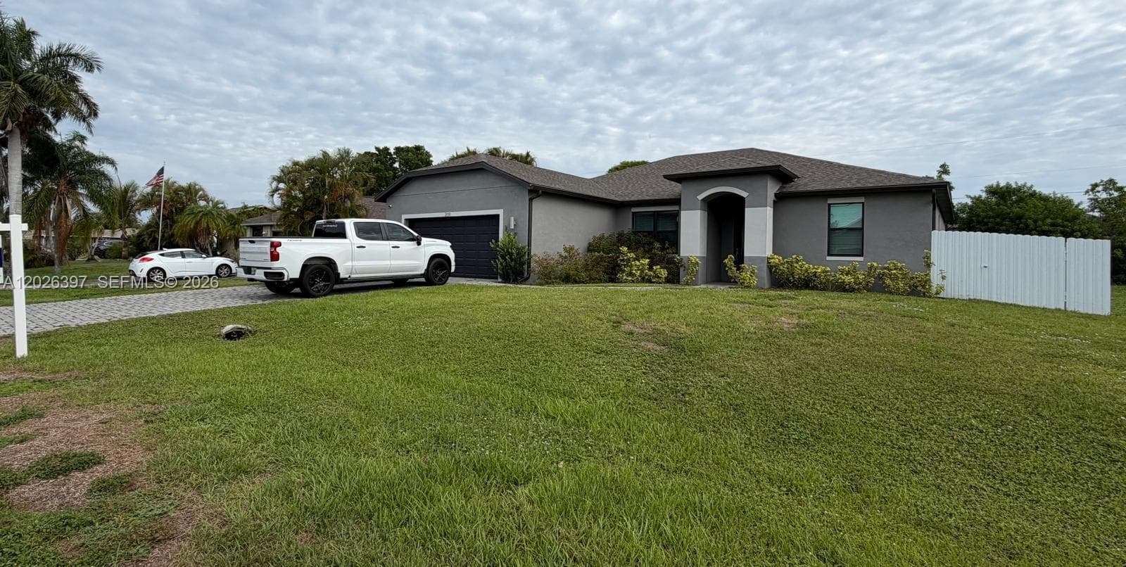 209 SE 26th Ter, Cape Coral, FL 33904 photo 3