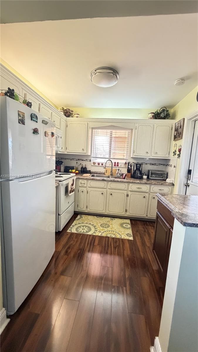 5300 Washington St # D309, Hollywood, FL 33021 photo 3