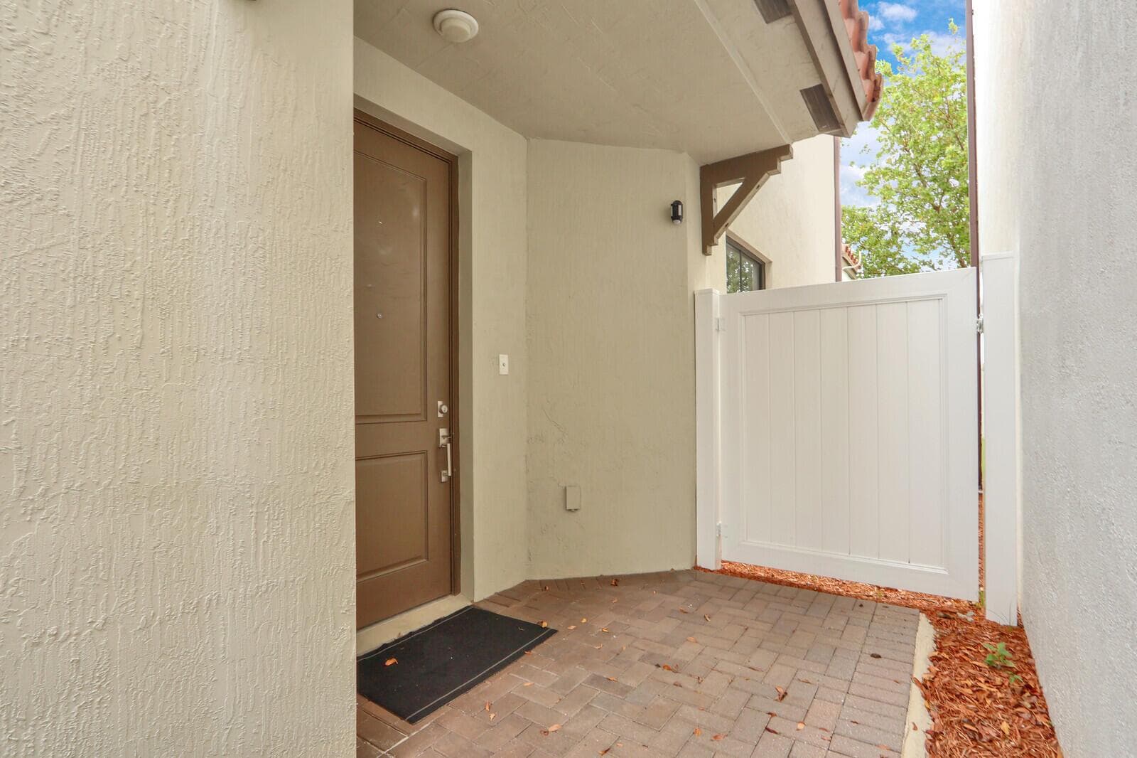 4008 Sequoia Place, Riviera Beach, FL 33410 photo 3