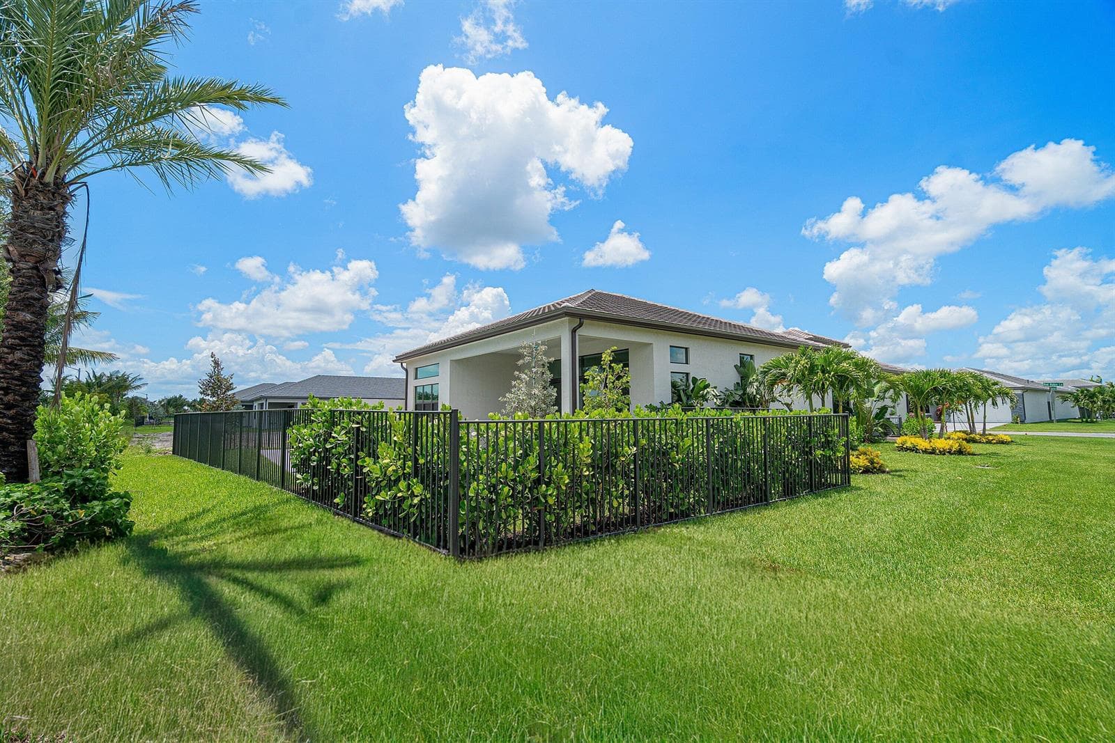 9124 Red Robin Lane, Boynton Beach, FL 33473 photo 2