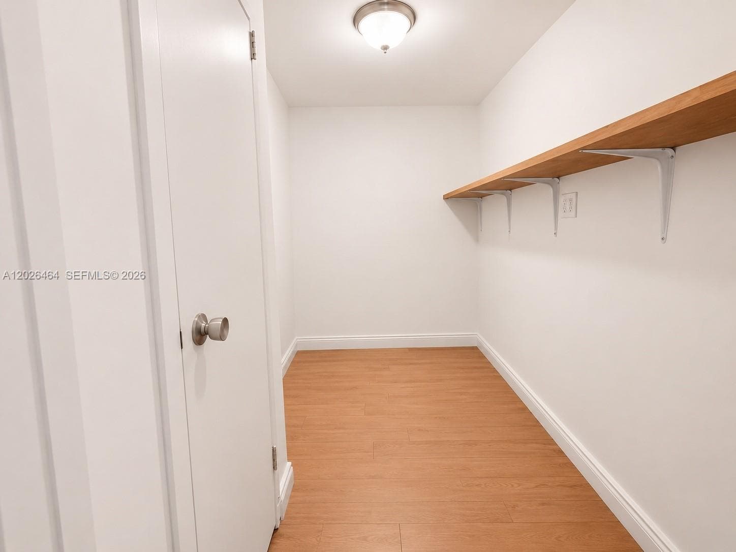 5401 Collins Ave # 1022, Miami Beach, FL 33140 photo 5