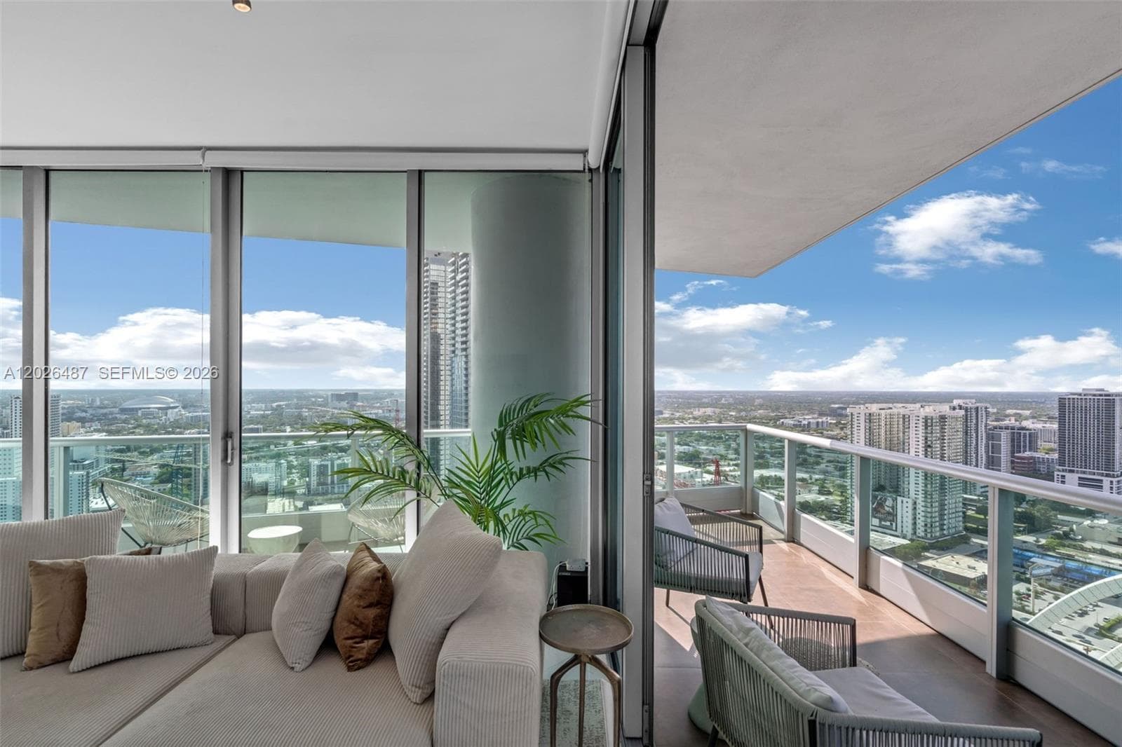 900 Biscayne Blvd # 4412, Miami, FL 33132 photo 2