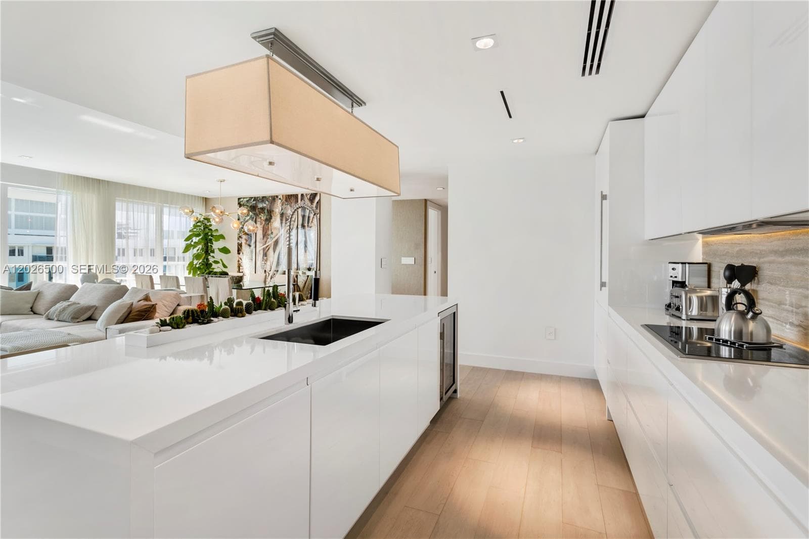 102 24th St # PH-1706, Miami Beach, FL 33139 photo 5
